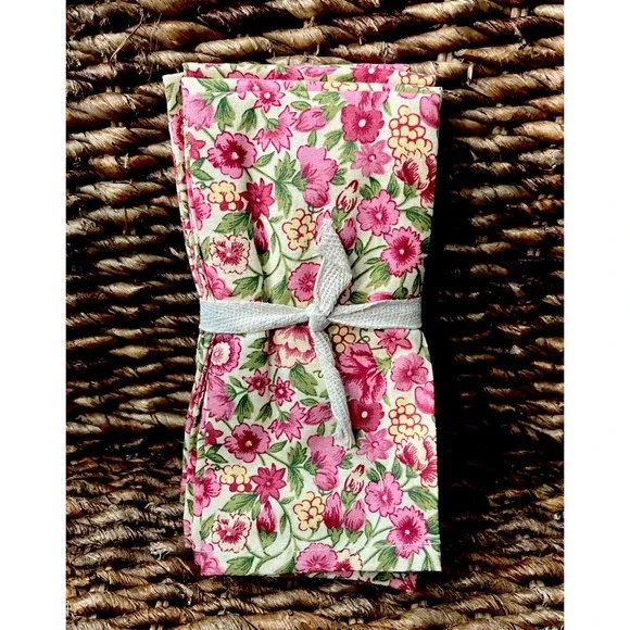 Set Of 4 April Cornell Floral Print 100% Cotton 16"X16" Cloth Napkins HTF NWT! - Picture 3 of 5